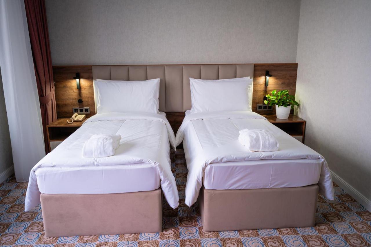 Cosmopolitan Hotel Shymkent Luaran gambar