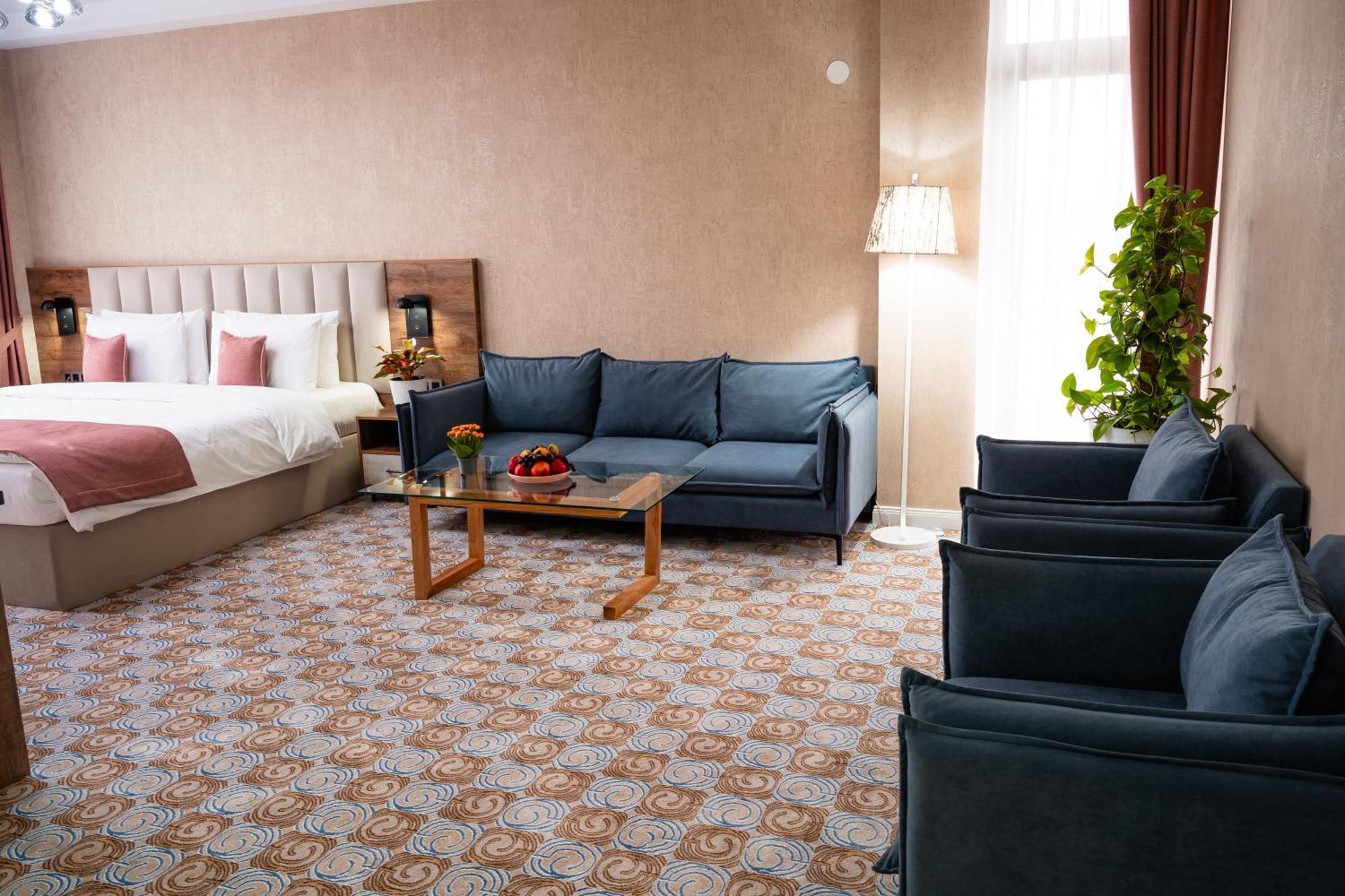 Cosmopolitan Hotel Shymkent Luaran gambar